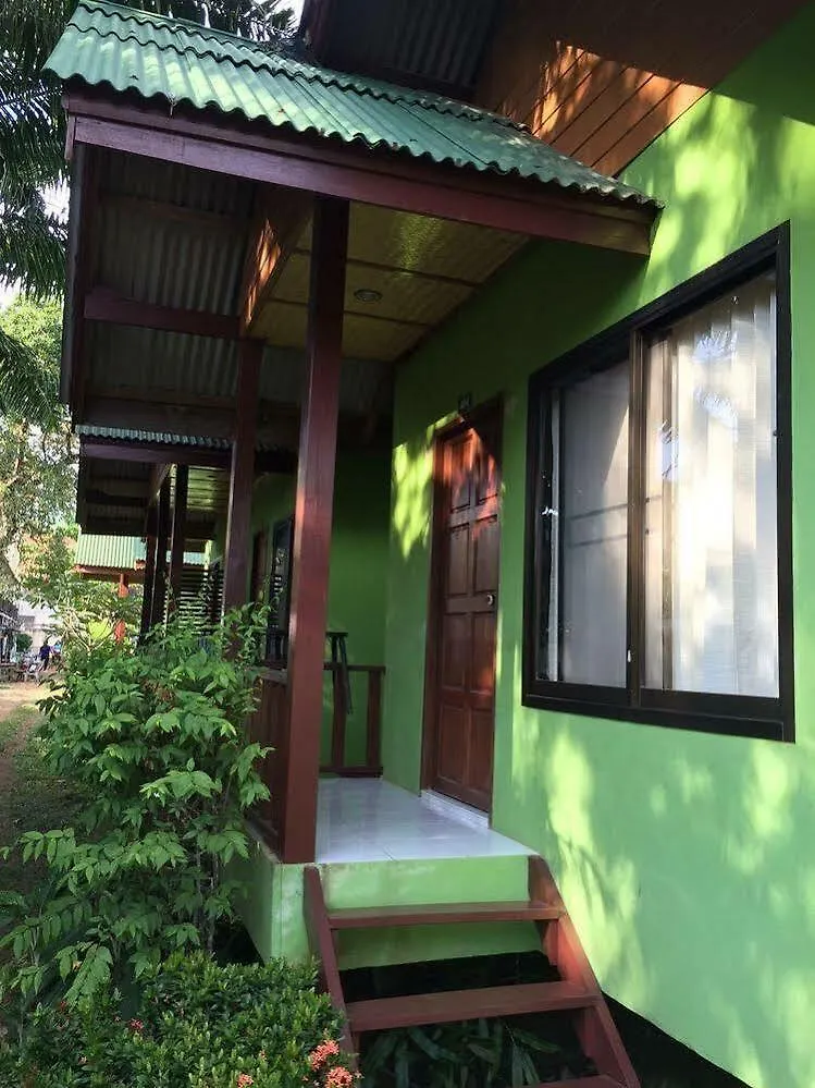 Lanta Sabai Hotel & Bungalows Ко-Ланта
